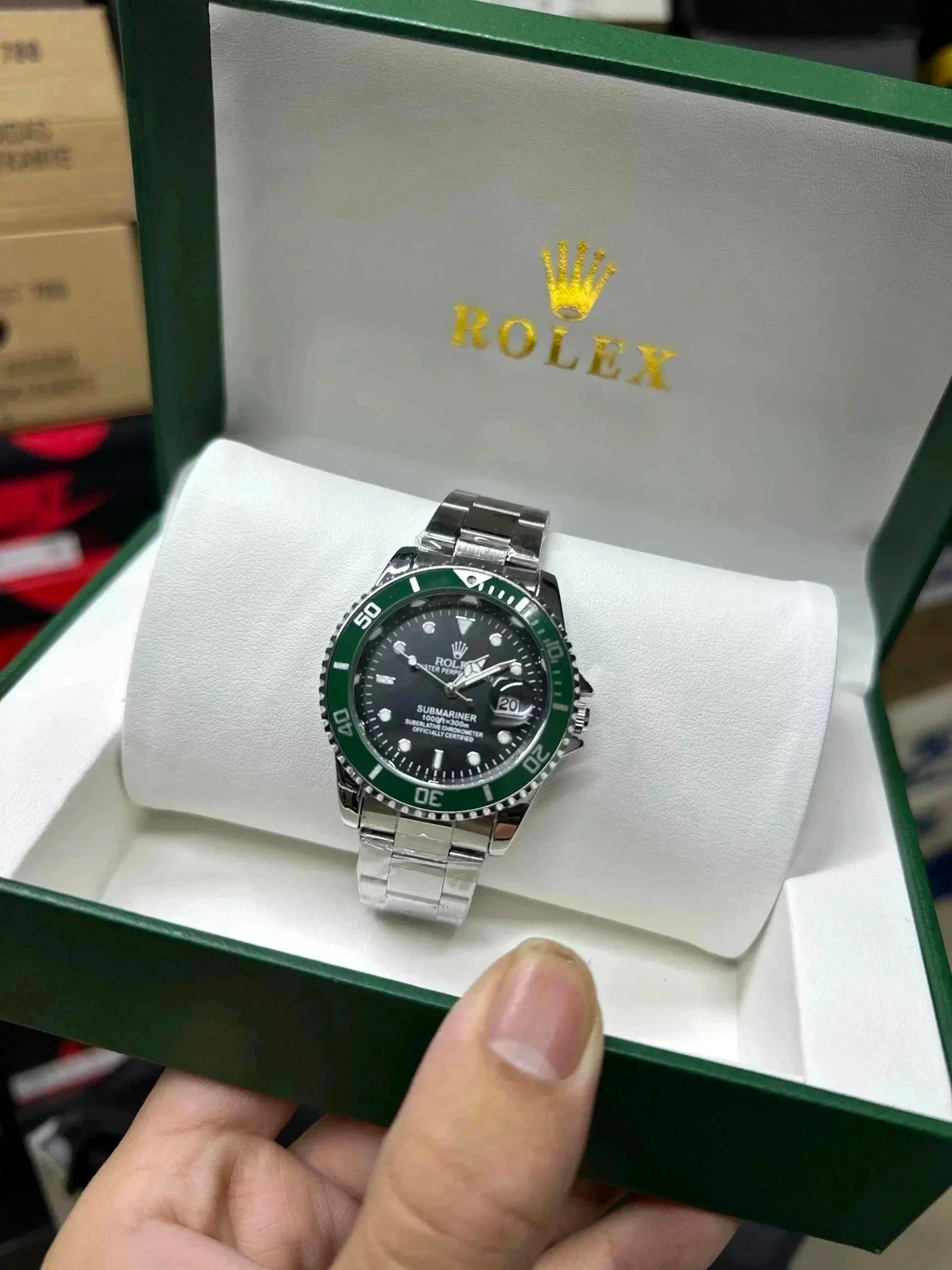 Rolex Submariner Green Ceramic Hulk 116610Lv