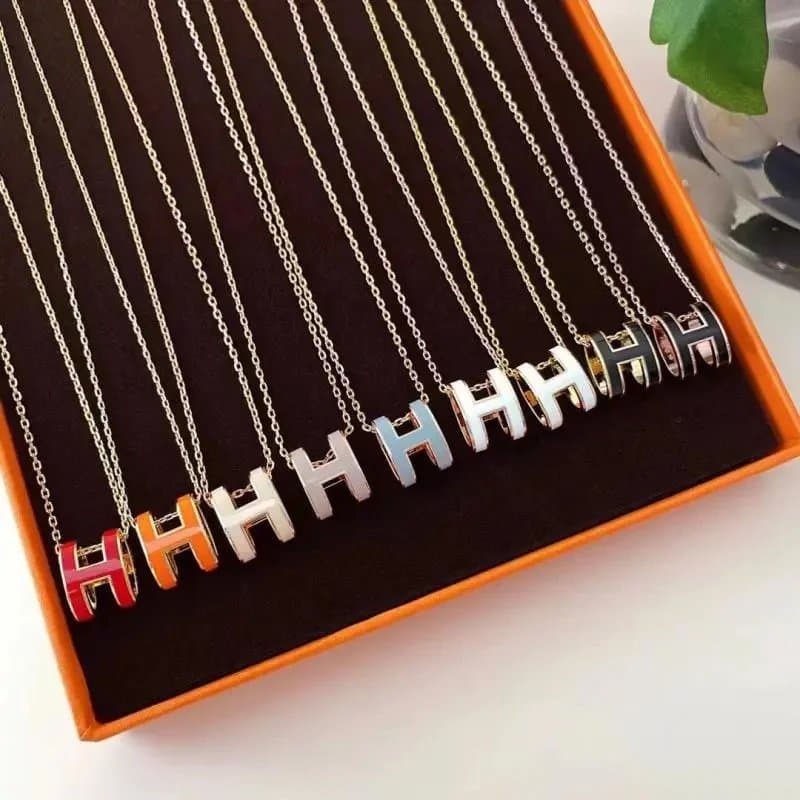 H Letter Pendant Necklace Fashion Jewelry for Women
